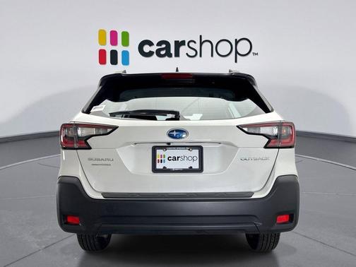 2025 Subaru Outback Base