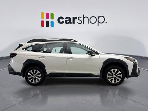 2025 Subaru Outback Base