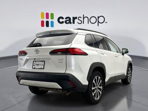 2023 Toyota Corolla Cross XLE