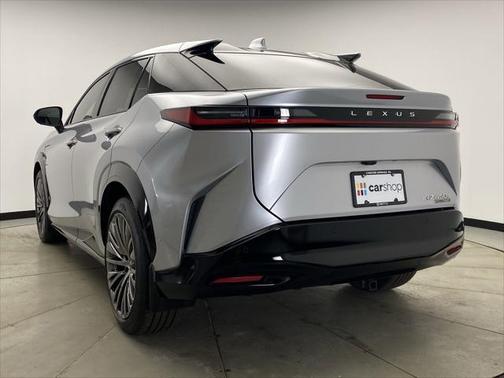 2023 Lexus RZ 450e Luxury