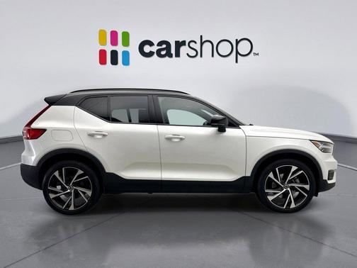 2021 Volvo XC40 T5 R-Design