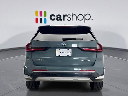 Cape York Green Metallic 2023 BMW X1 xDrive28i