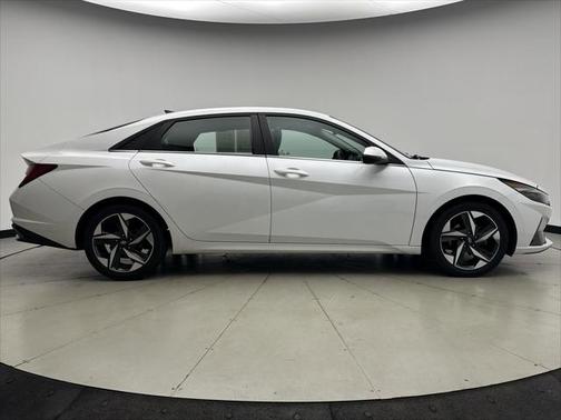 2021 Hyundai ELANTRA Limited