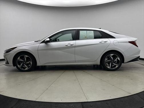 2021 Hyundai ELANTRA Limited