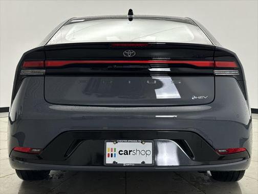 2025 Toyota Prius XLE