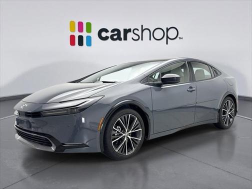 2025 Toyota Prius XLE