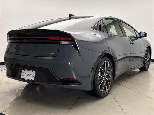 2025 Toyota Prius XLE
