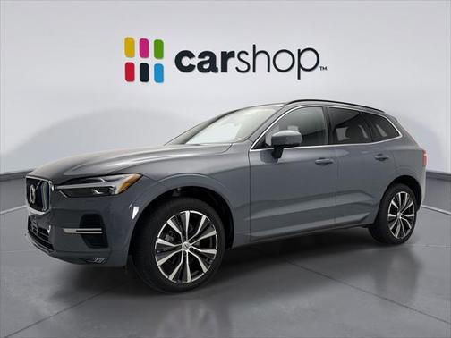 2022 Volvo XC60 B5 Momentum