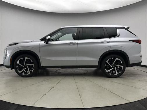 2022 Mitsubishi Outlander ES 2.5 S-AWC