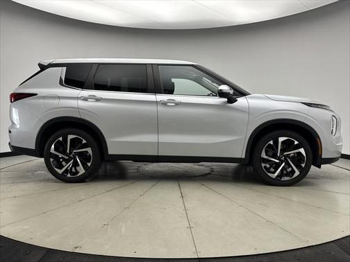 2022 Mitsubishi Outlander ES 2.5 S-AWC