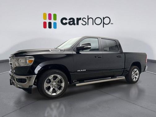 Diamond Black Crystal Pearlcoat 2022 RAM 1500 Big Horn/Lone Star
