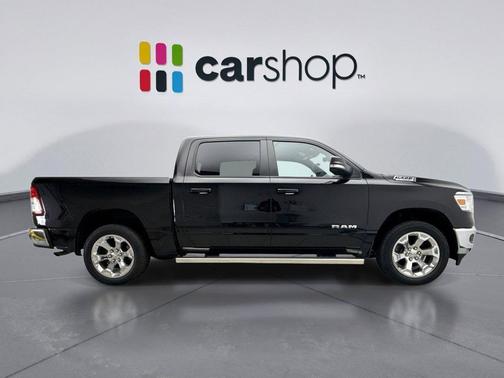 Diamond Black Crystal Pearlcoat 2022 RAM 1500 Big Horn/Lone Star