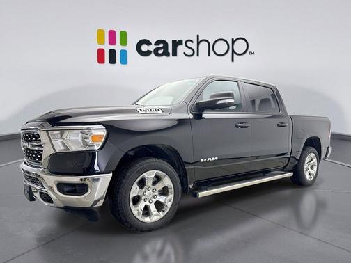 Diamond Black Crystal Pearlcoat 2022 RAM 1500 Big Horn/Lone Star