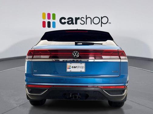 Kingfisher Blue 2024 Volkswagen Atlas Cross Sport 2.0T SE w/Technology 4MOTION