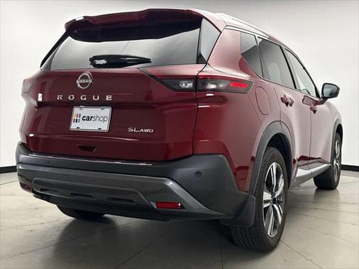 2022 Nissan Rogue SL