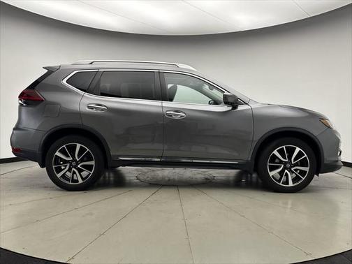 2020 Nissan Rogue SL