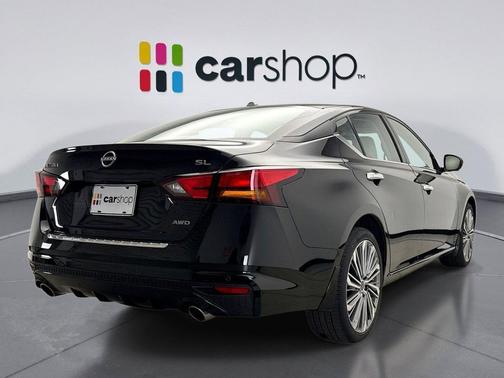 Super Black 2023 Nissan Altima 2.5 SL