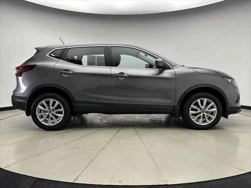 2022 Nissan Rogue Sport S