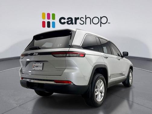 Silver Zynith 2025 Jeep Grand Cherokee Laredo