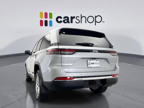 Silver Zynith 2025 Jeep Grand Cherokee Laredo