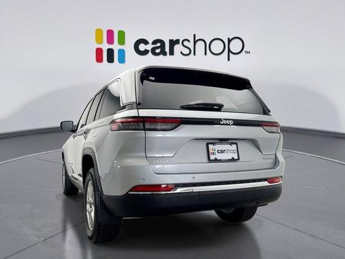 Silver Zynith 2025 Jeep Grand Cherokee Laredo