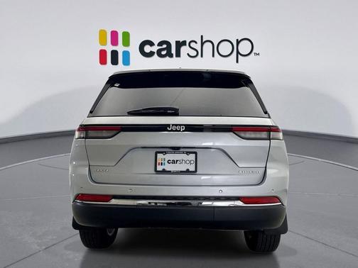 Silver Zynith 2025 Jeep Grand Cherokee Laredo