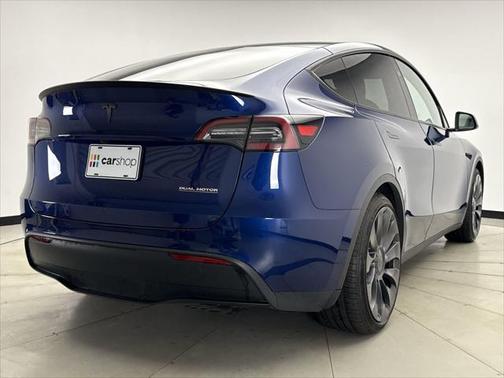 2024 Tesla Model Y Performance Dual Motor All-Wheel Drive