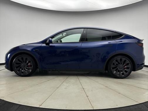 2024 Tesla Model Y Performance Dual Motor All-Wheel Drive