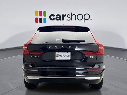 2022 Volvo XC60 B5 Inscription