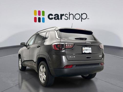 Granite Crystal Metallic Clearcoat 2022 Jeep Compass Latitude