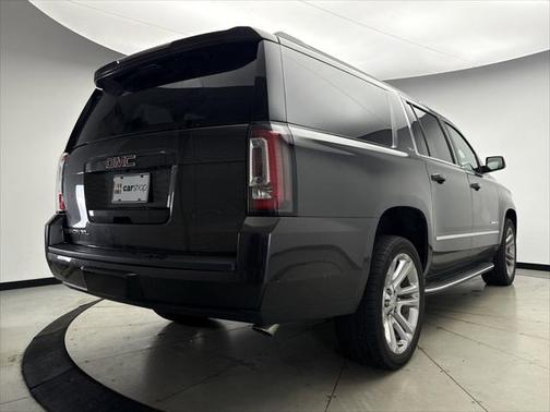 2017 GMC Yukon XL SLT