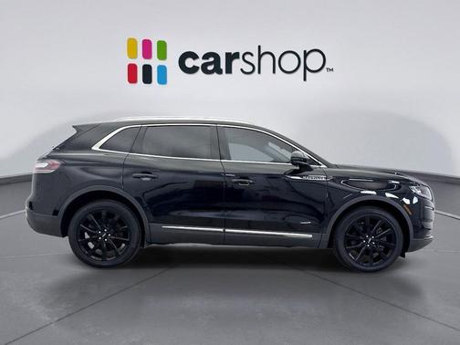 INFINITE BLACK MET CC 2023 Lincoln Nautilus Reserve