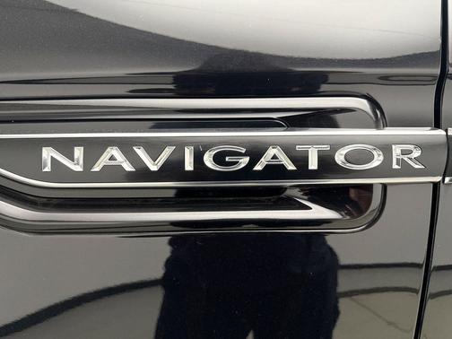 2021 Lincoln Navigator Black Label