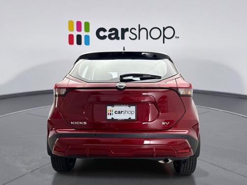2023 Nissan Kicks SV