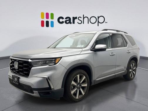 2023 Honda Pilot Touring 8-Passenger