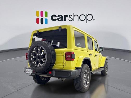 2024 Jeep Wrangler 4-Door Sahara 4x4