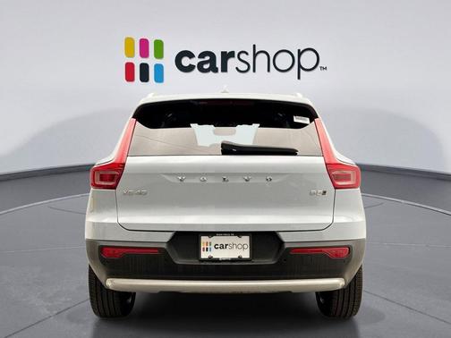 Cloud Blue 2025 Volvo XC40 B5 Core Bright Theme