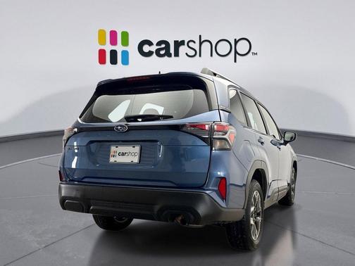 2025 Subaru Forester Base