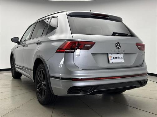 2022 Volkswagen Tiguan 2.0T SE R-Line Black 4MOTION