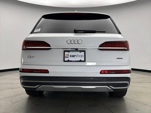 2023 Audi Q7 55 Premium Plus