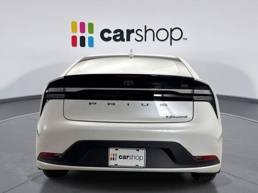 2024 Toyota Prius Prime SE