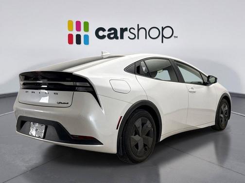 2024 Toyota Prius Prime SE