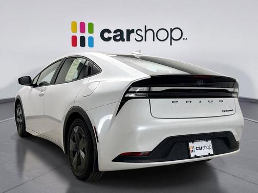 2024 Toyota Prius Prime SE