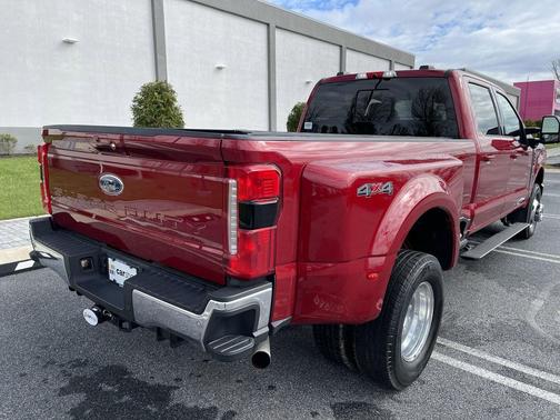 2023 Ford F-350 Lariat