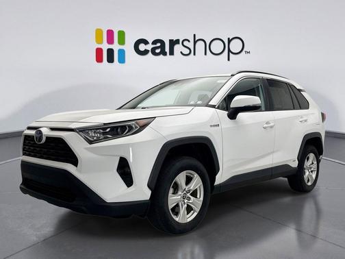 Super White 2021 Toyota RAV4 Hybrid XLE