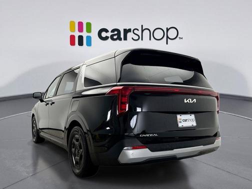 2025 Kia Carnival LXS