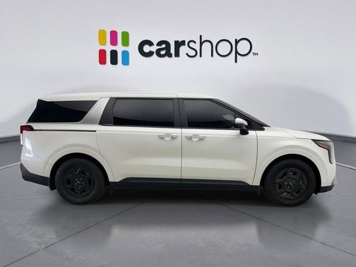 2025 Kia Carnival LXS