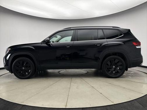2024 Volkswagen Atlas 2.0T SE w/Technology 4MOTION