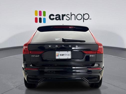 2025 Volvo XC60 B5 Plus