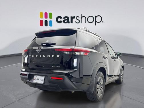 2024 Nissan Pathfinder SV 4WD